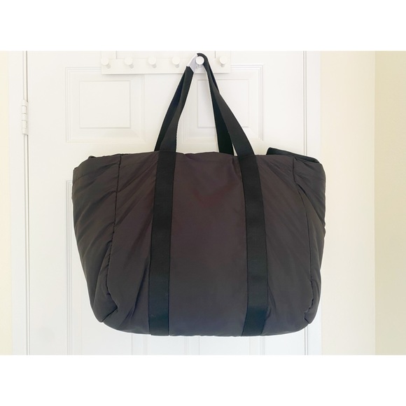 Ted Baker London Cayana Unisex Extra Large Tote - Picture 8 of 14